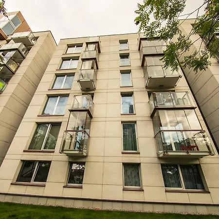 Apartment Korunni Dvur 130M2, 2 Free Parkings Prague Exterior photo